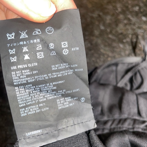 PRADA, authentic, Italian, black mini-skirt, with ribbon detail. Very feminine! - Picture 4 of 5